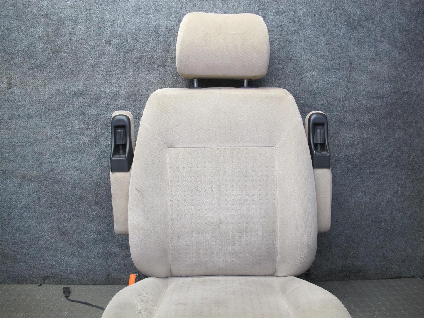 01-03 VW Eurovan T4 Set of 2 Front Left & Right Cloth Seat Beige OEM