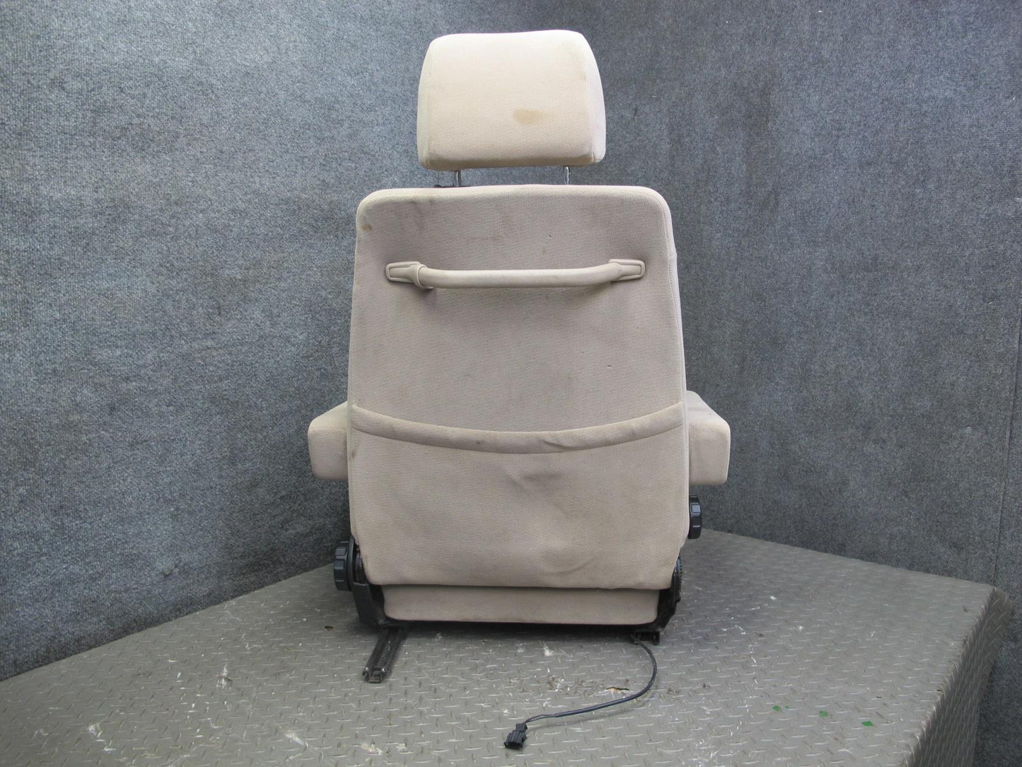 01-03 VW Eurovan T4 Set of 2 Front Left & Right Cloth Seat Beige OEM