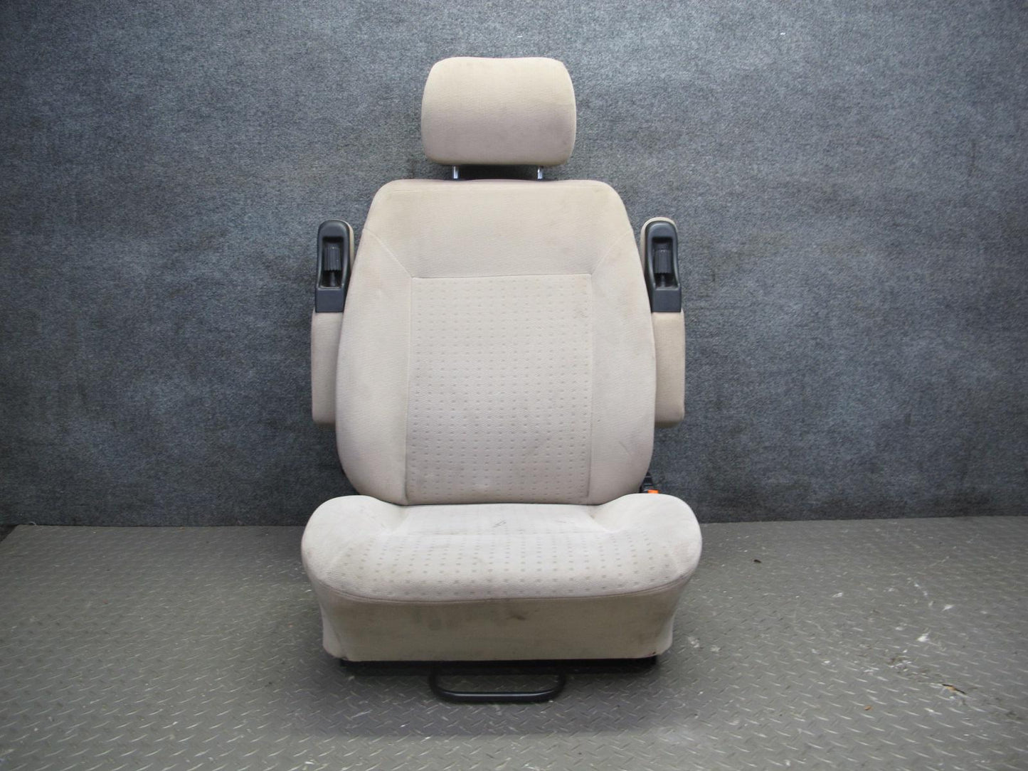 01-03 VW Eurovan T4 Set of 2 Front Left & Right Cloth Seat Beige OEM