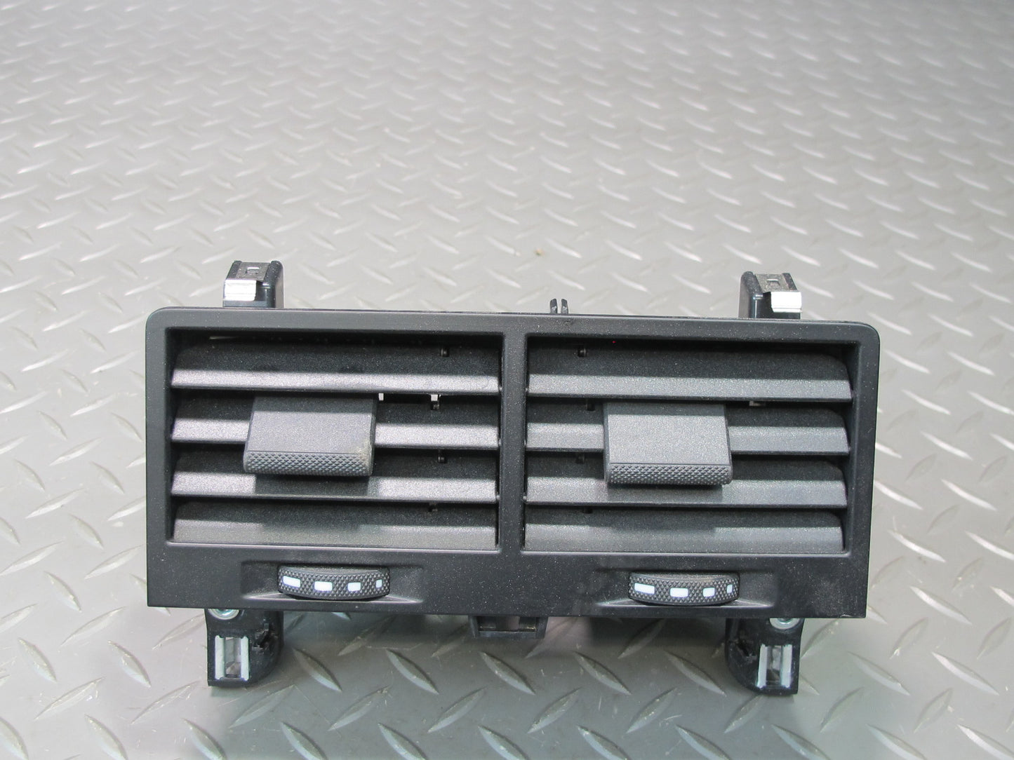 17-23 Porsche Panamera 971 Rear Center Console A/C Air Vent Grille 971819201