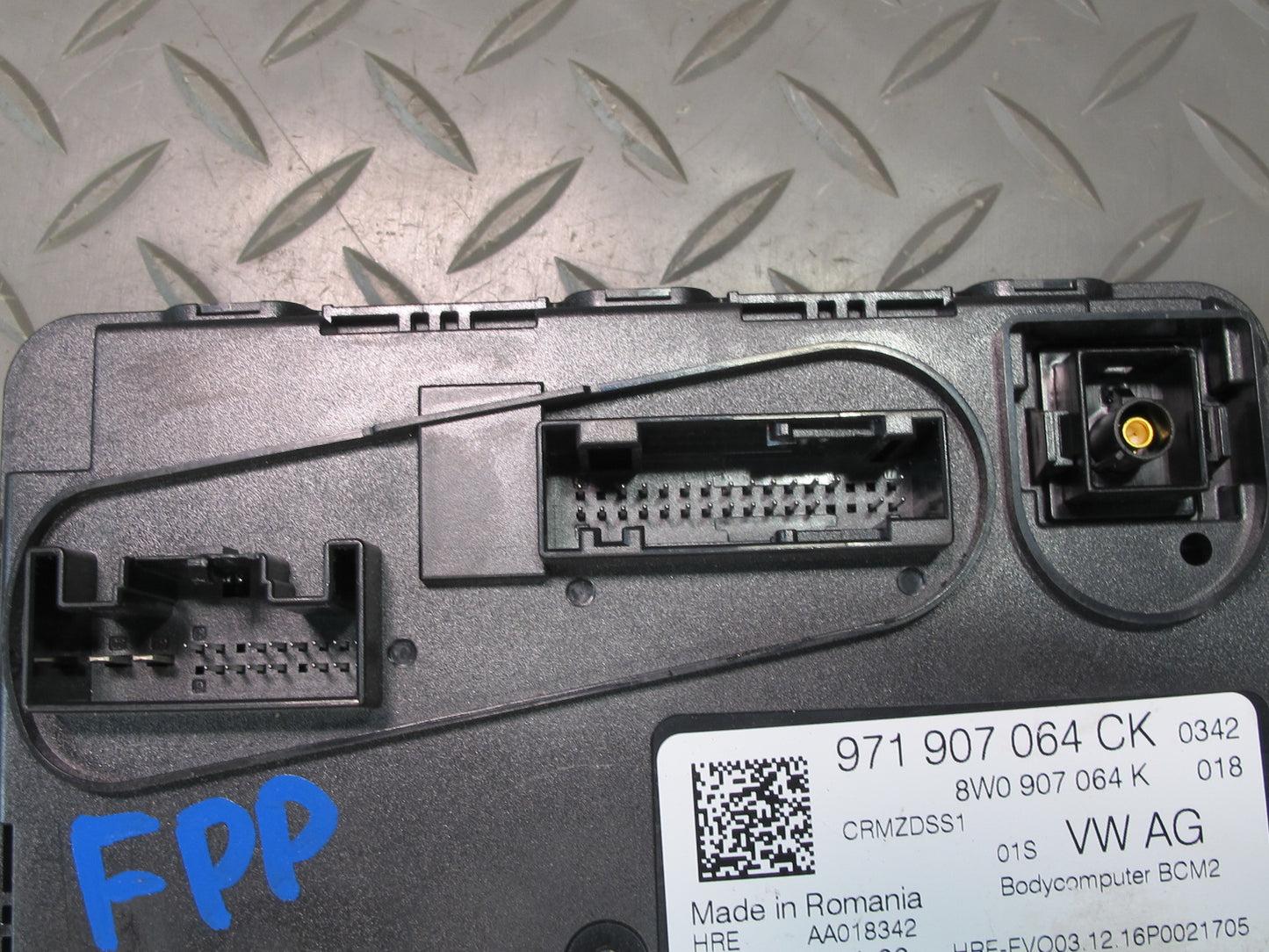 17-23 Porsche Panamera 971 Rear Body Control Module Unit BCM BCU 971907064CK