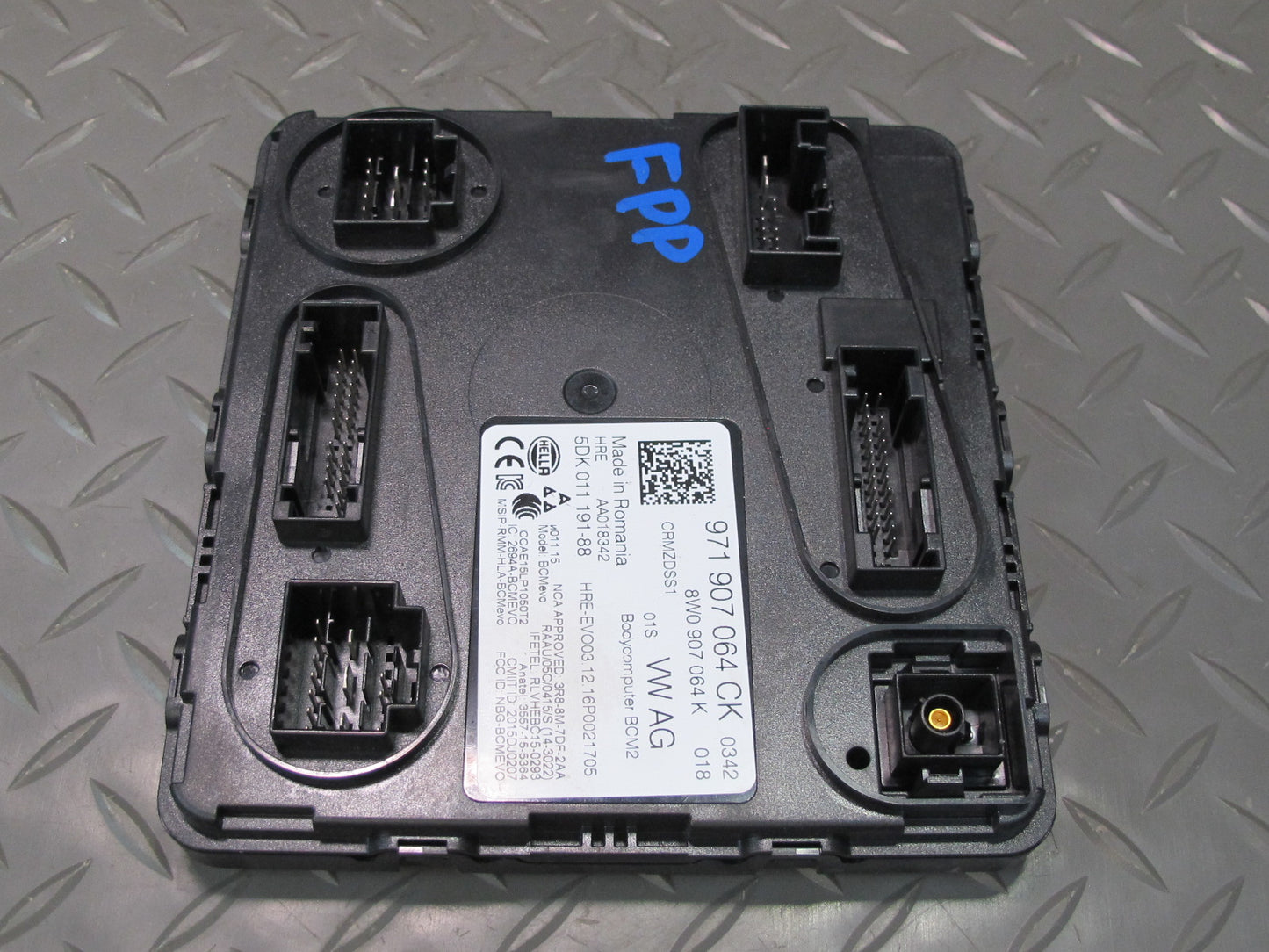 17-23 Porsche Panamera 971 Rear Body Control Module Unit BCM BCU 971907064CK