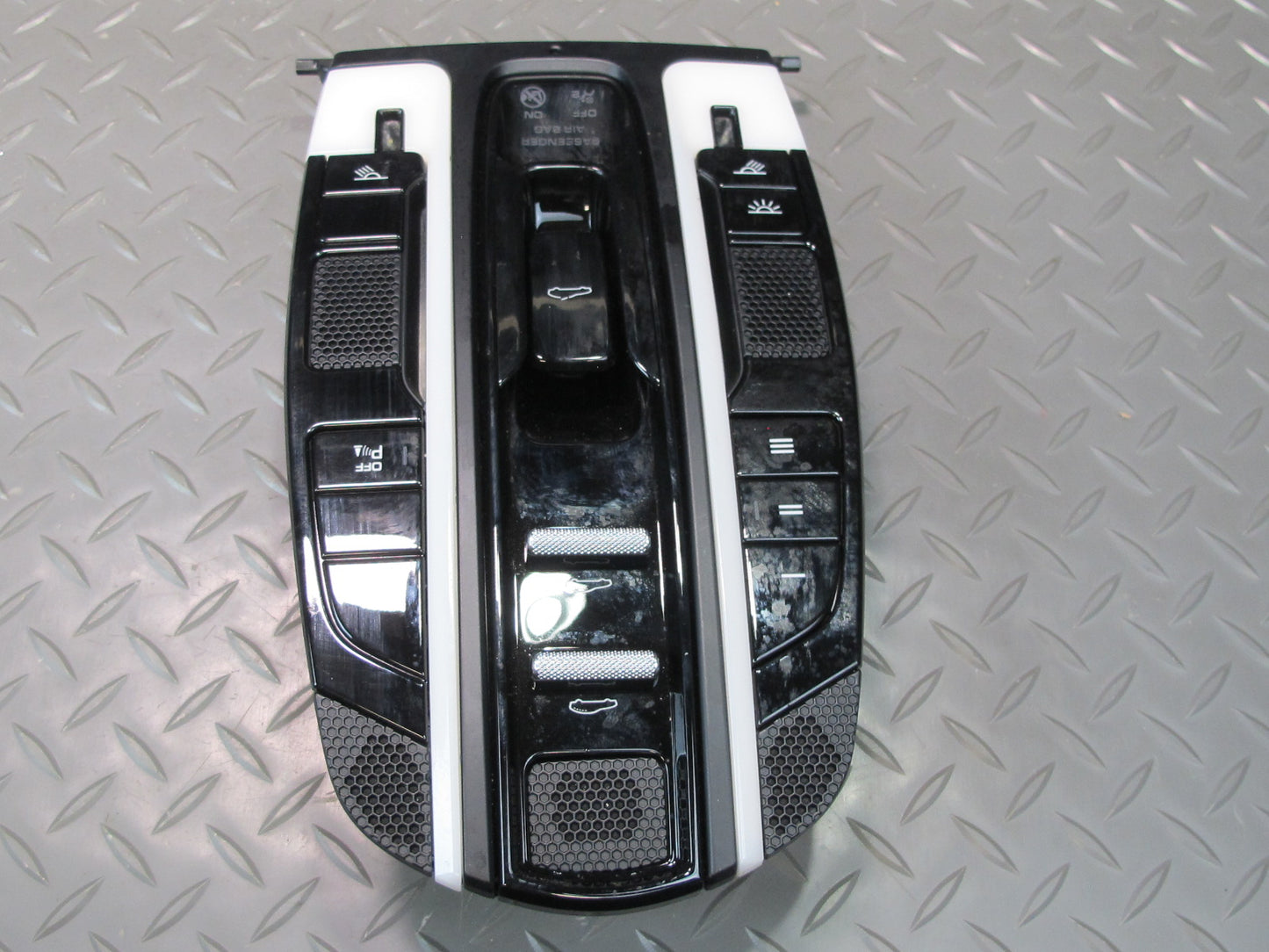 17-23 Porsche Panamera 971 Front Overhead Console Dome Light w Sunroof 971959551