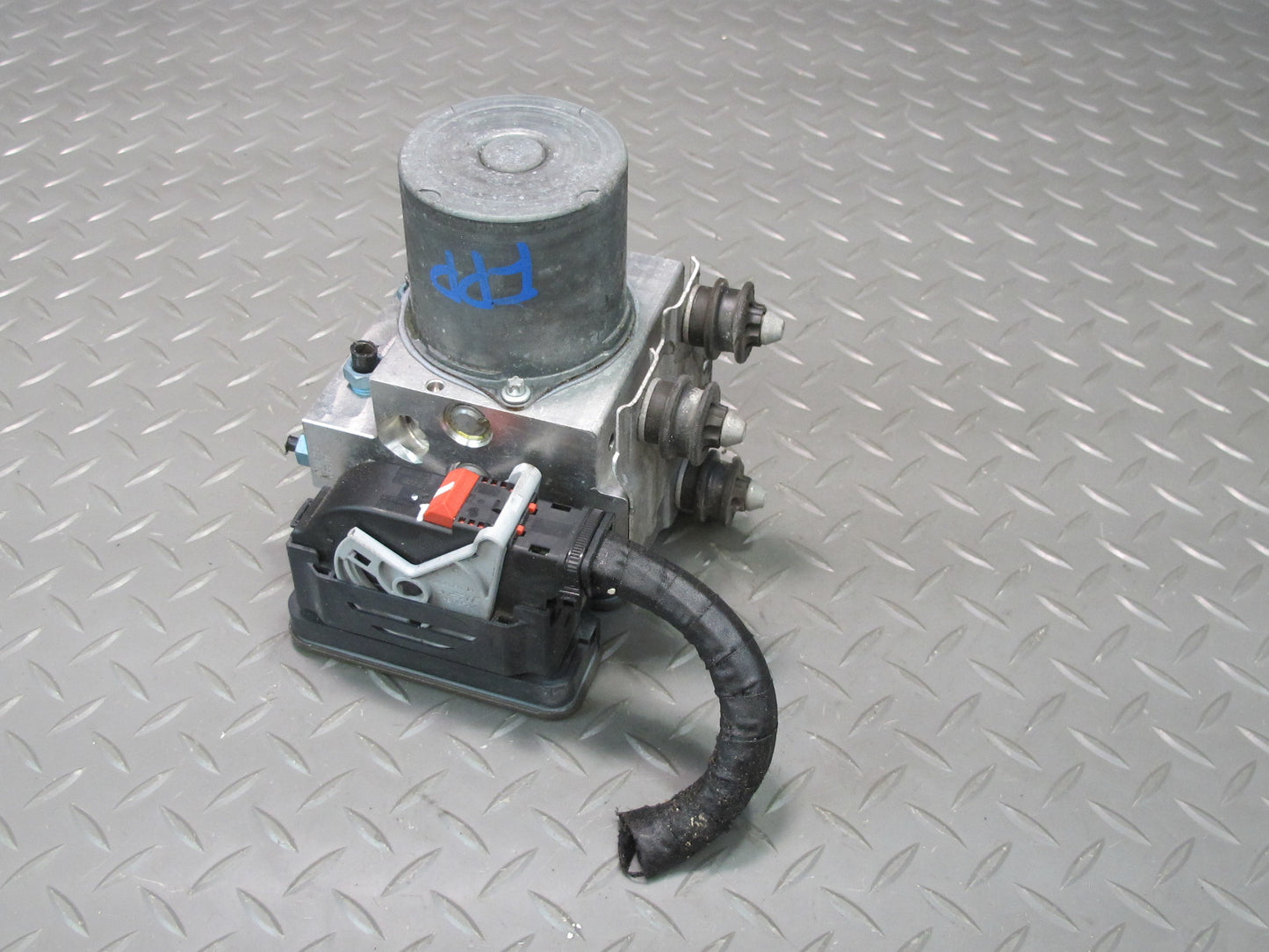 17-21 Porsche Panamera 971 Anti Lock Brake ABS Pump Module