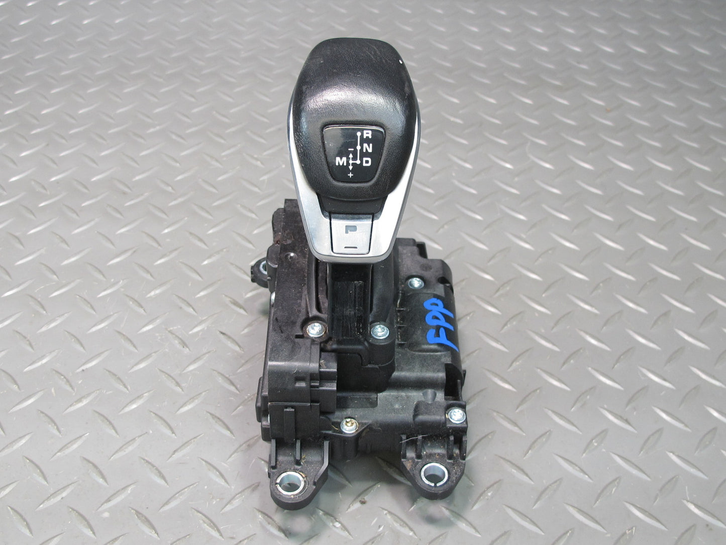 17-23 Porsche Panamera 971 A/T Automatic Transmission Shifter 971713033