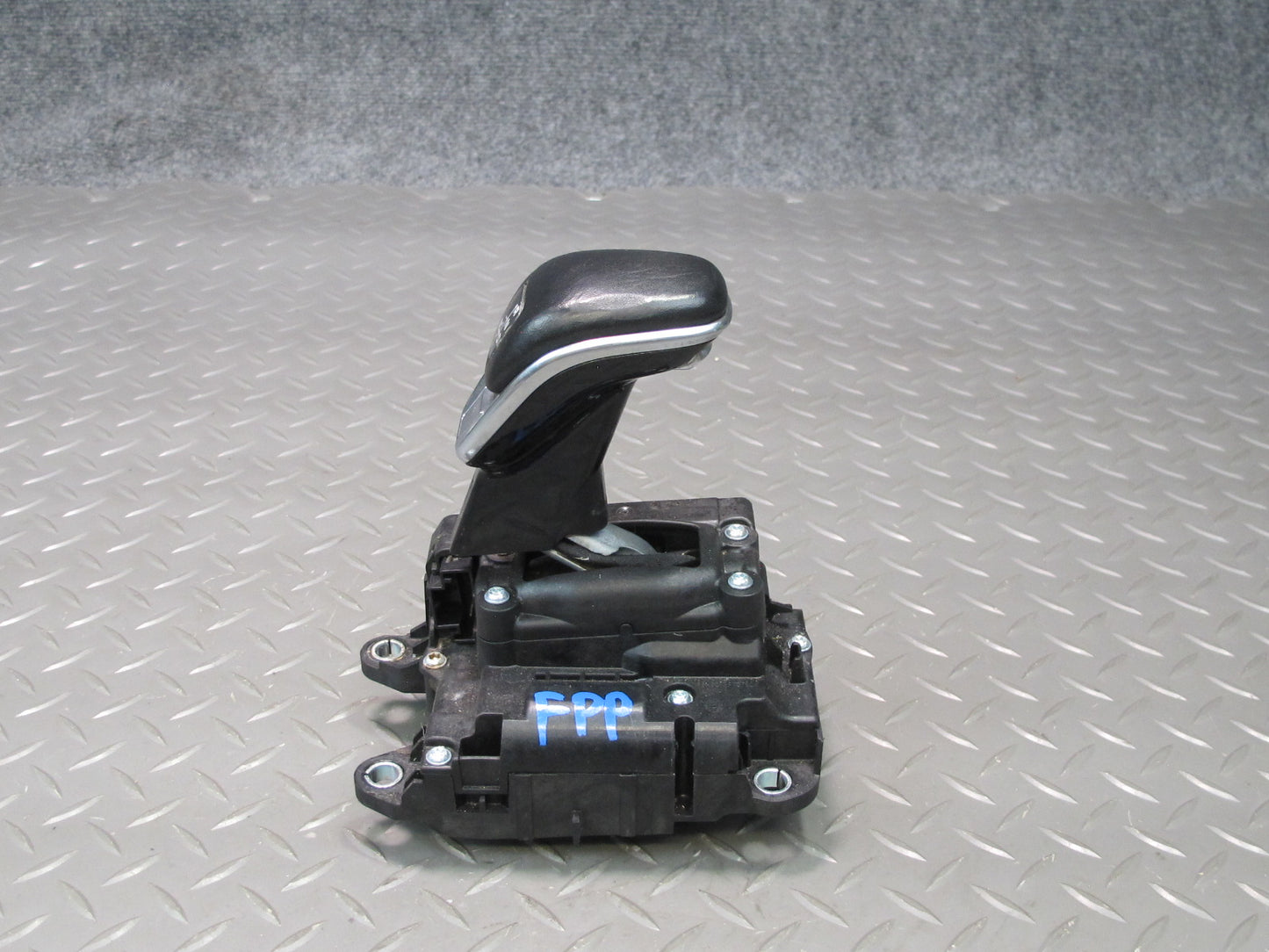 17-23 Porsche Panamera 971 A/T Automatic Transmission Shifter 971713033