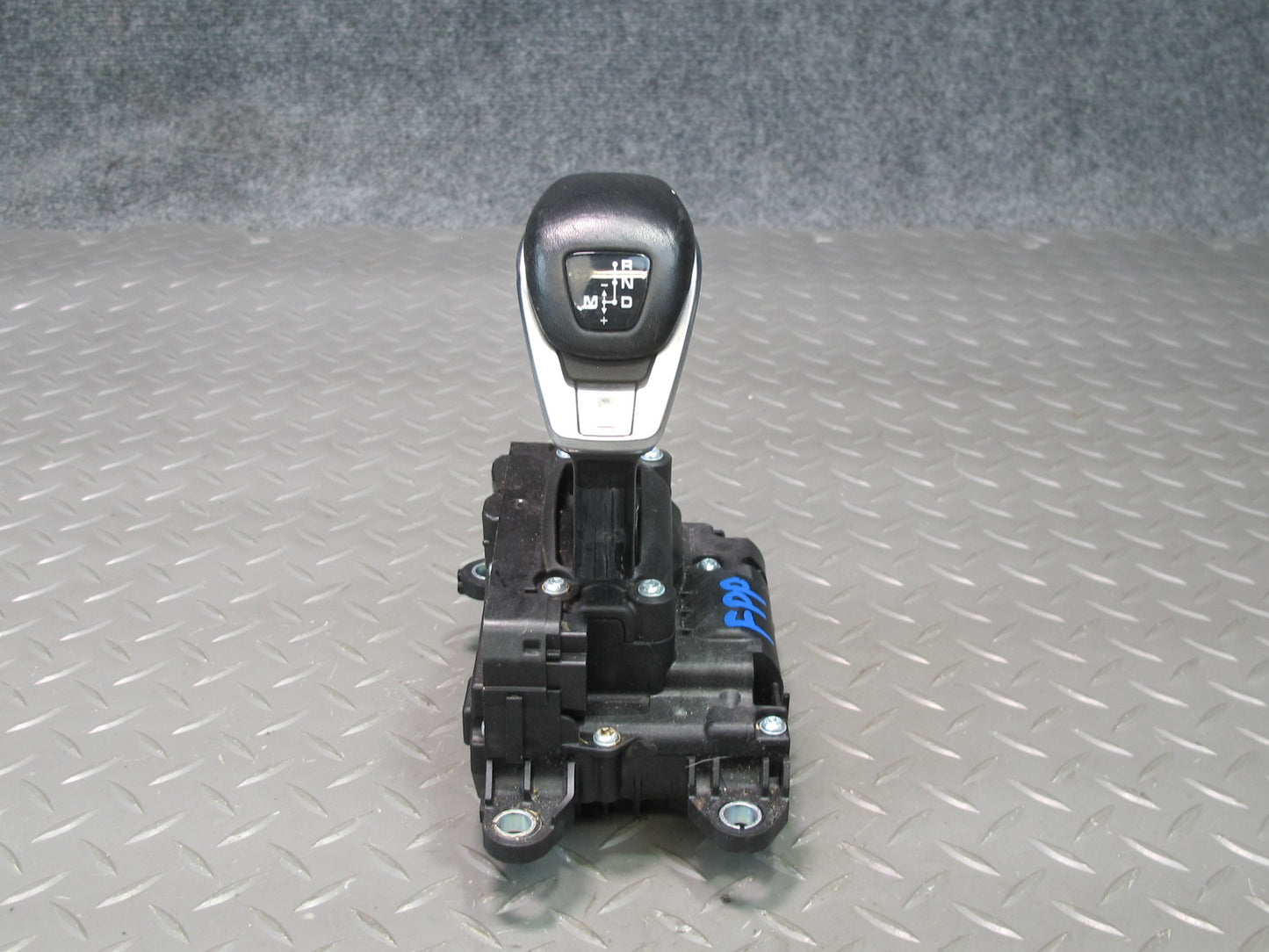 17-23 Porsche Panamera 971 A/T Automatic Transmission Shifter 971713033