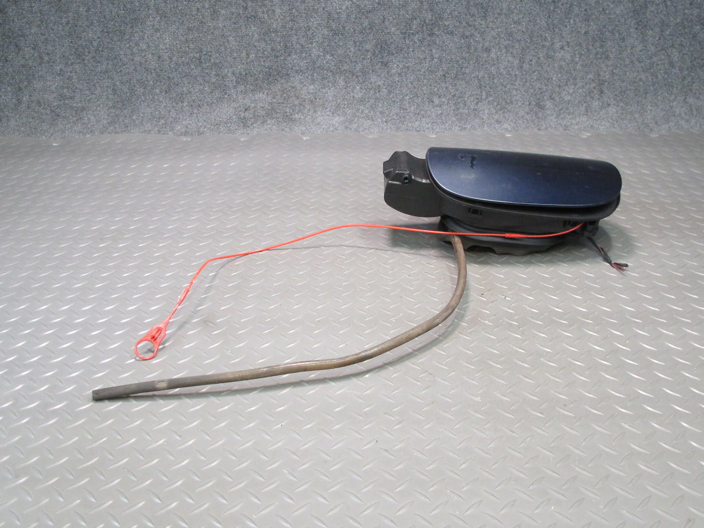 17-23 Porsche Panamera 971 Fuel Tank Filler Door Lid Cover w Hinge & Actuator