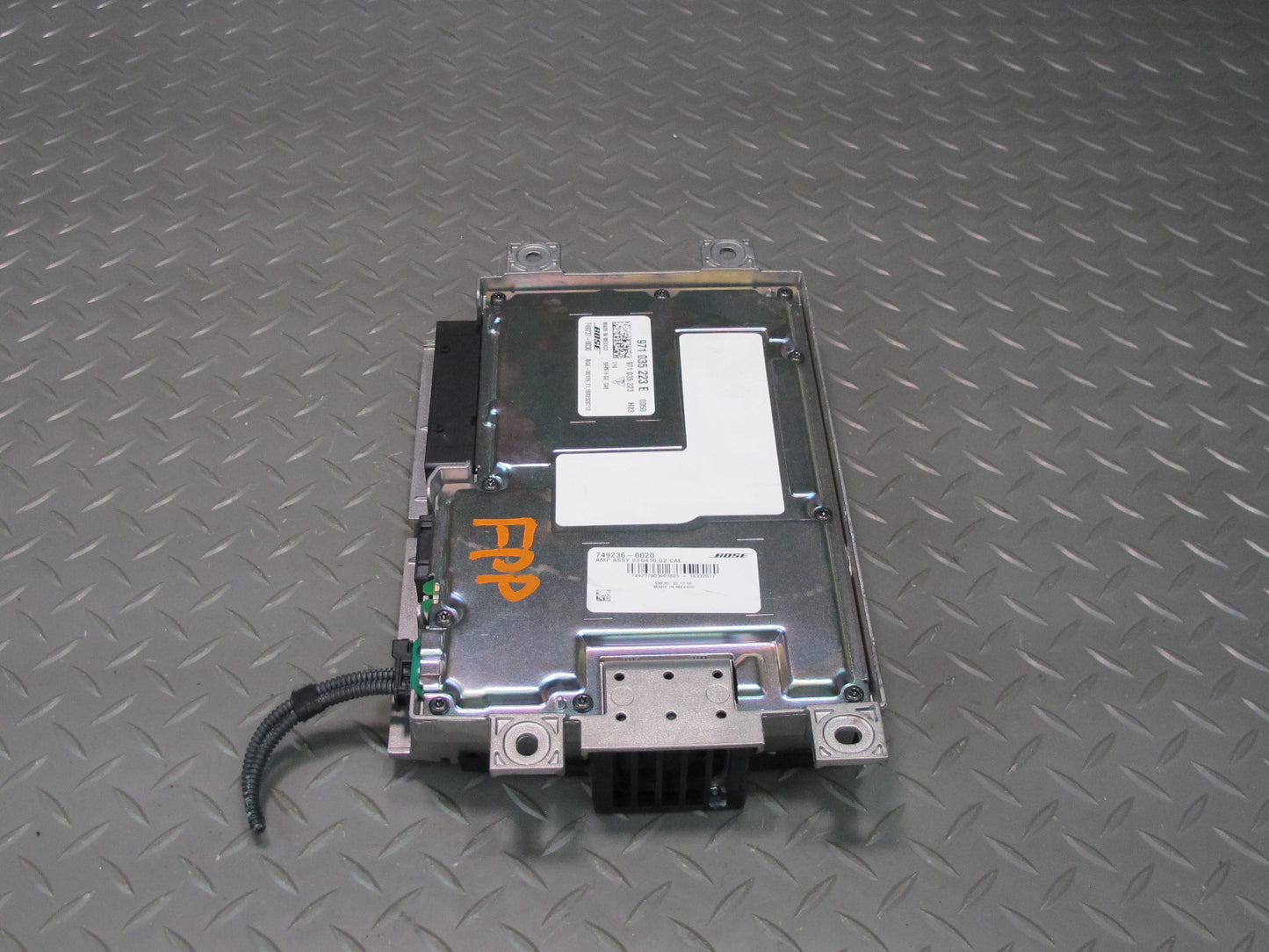 17-18 Porsche Panamera 971 Bose Audio Radio Amplifier AMP 971035223E