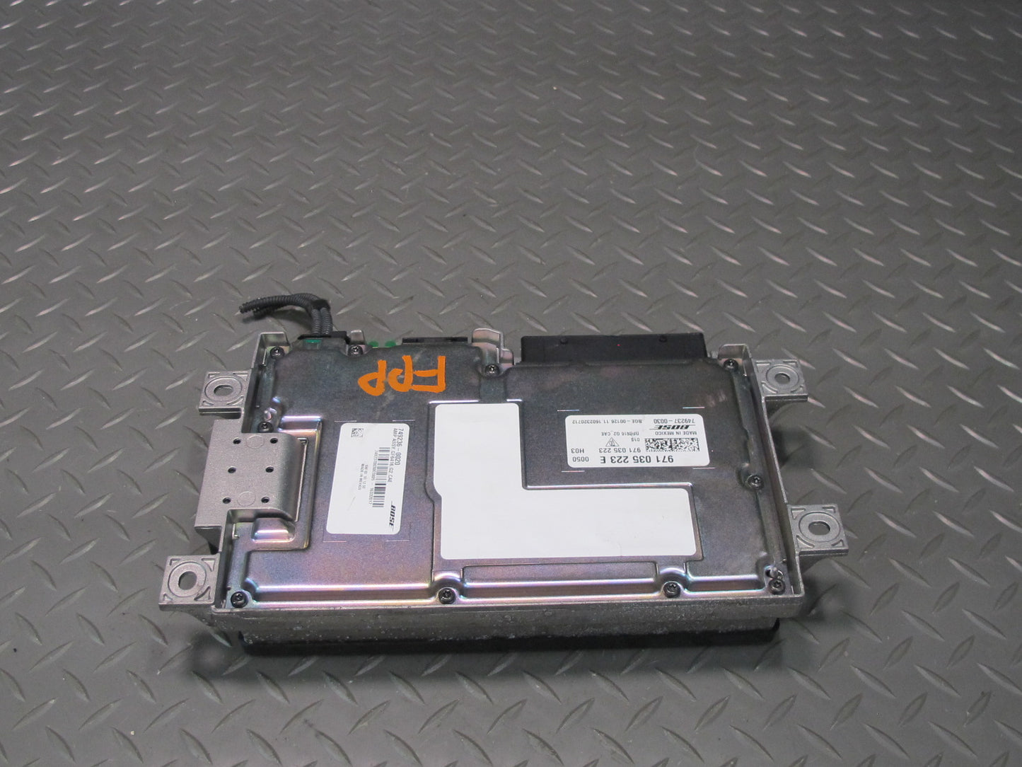 17-18 Porsche Panamera 971 Bose Audio Radio Amplifier AMP 971035223E