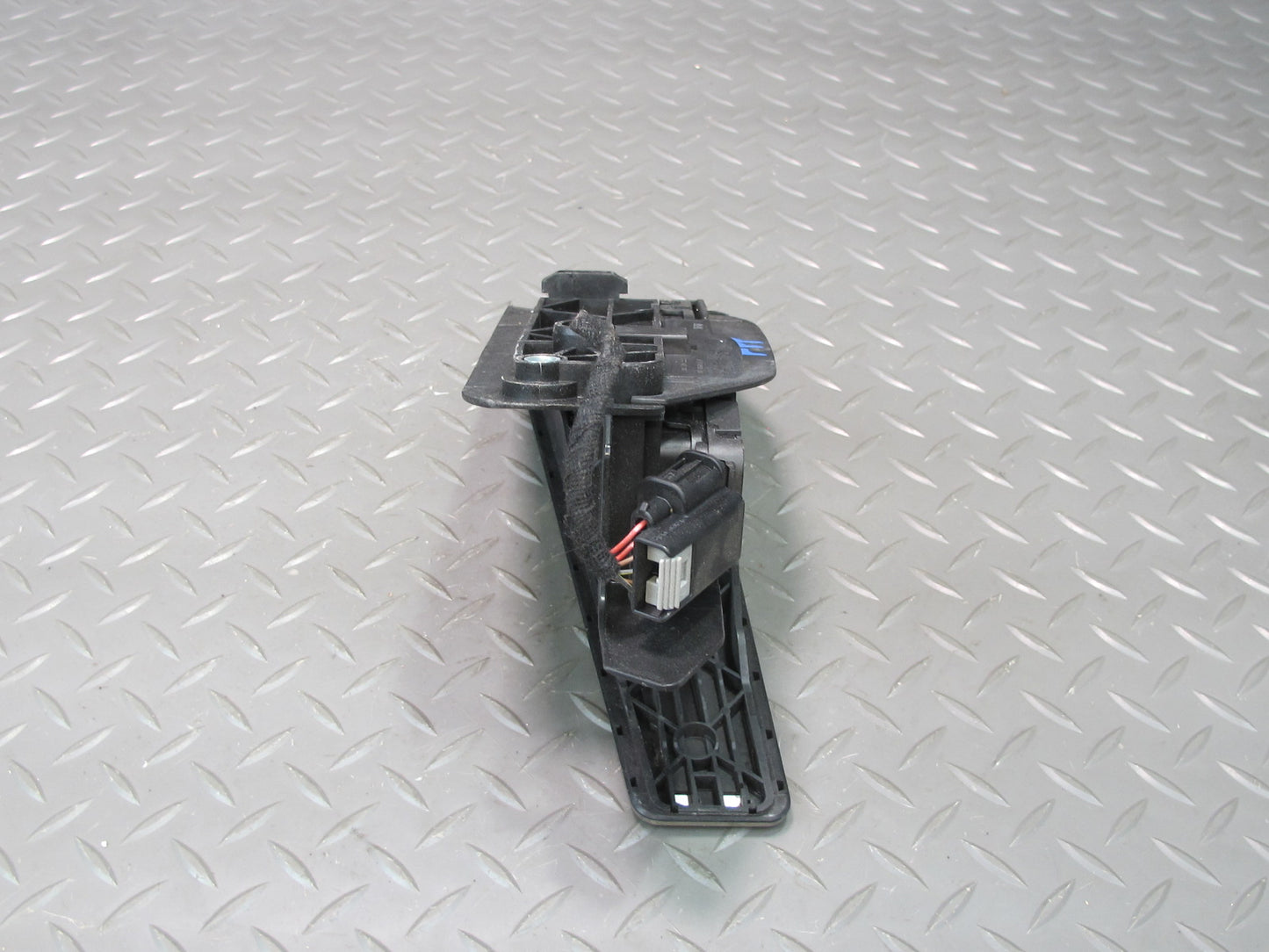 17-23 Porsche Panamera 971 Gas Acceleration Pedal 298721507K