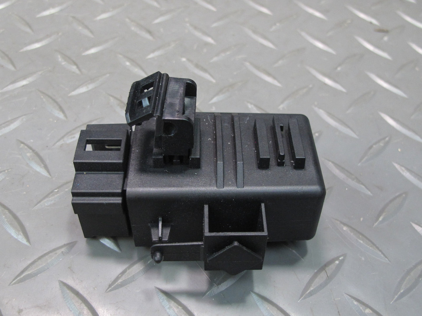 17-23 Porsche Panamera 971 Rear Left or Right Seat Heater Control Module