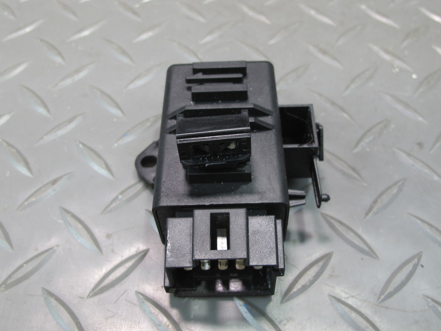 17-23 Porsche Panamera 971 Rear Left or Right Seat Heater Control Module