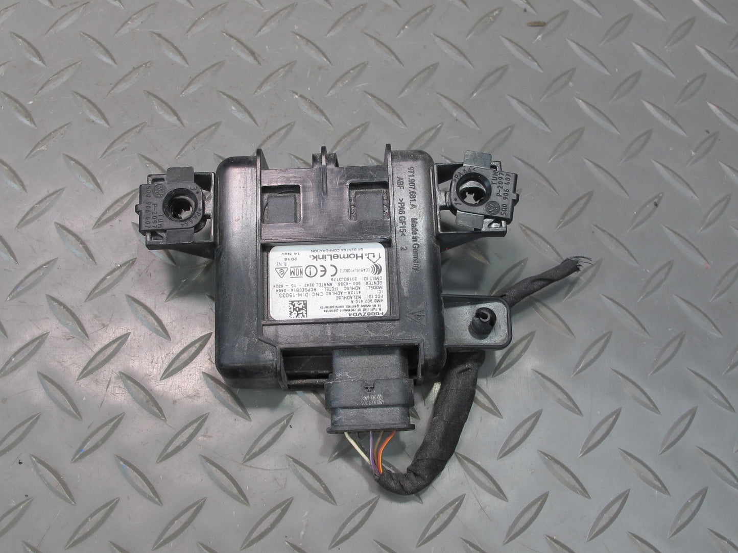 17-23 Porsche Panamera 971 Garage Door Opener Homelink Control Module OEM