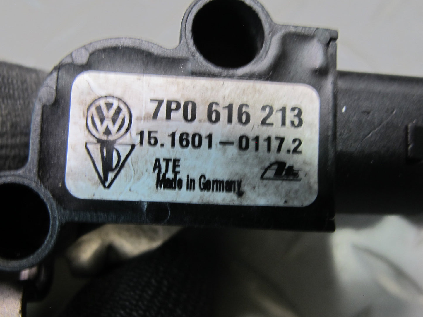 2011-2018 Porsche Cayenne 958 Front Headlight Suspension Height Level Sensor Set