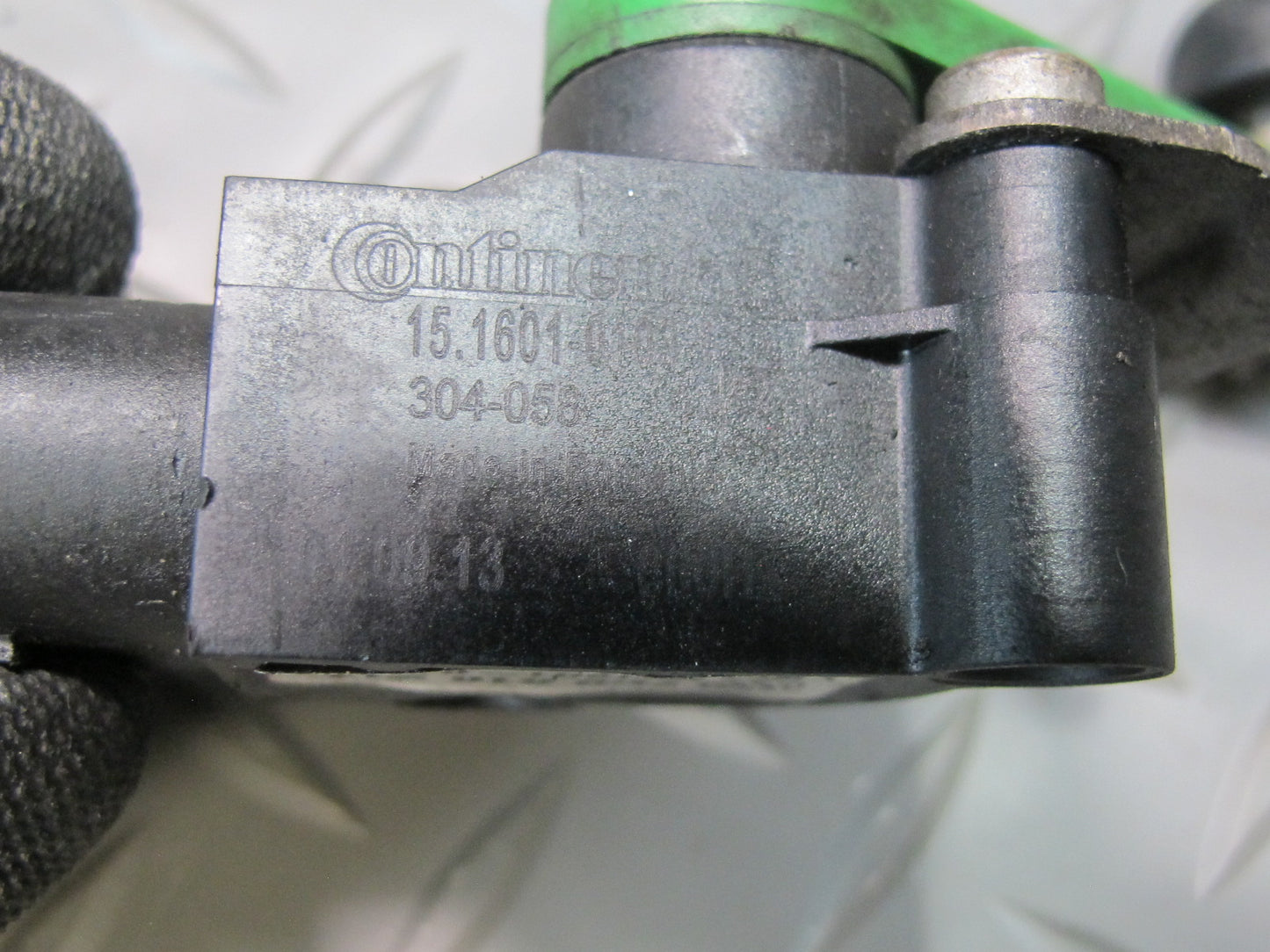 2011-2018 Porsche Cayenne 958 Front Headlight Suspension Height Level Sensor Set