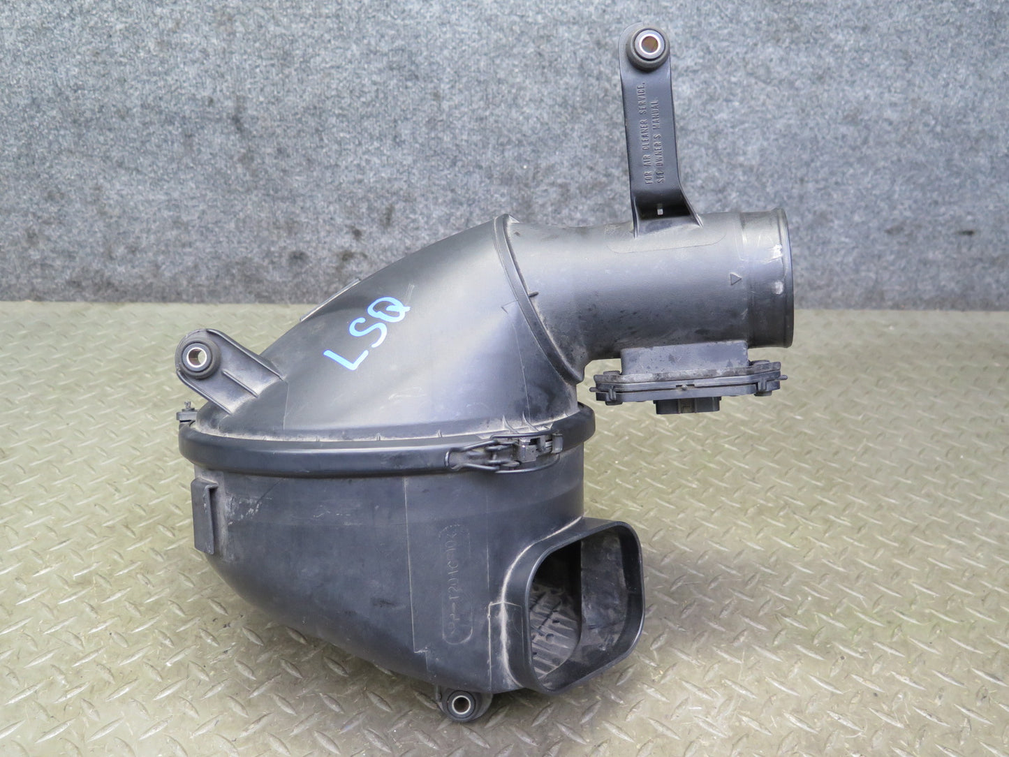 98-00 Lexus UCF20L LS400 Air Intake Cleaner Filter Box w MAF Sensor Assy OEM