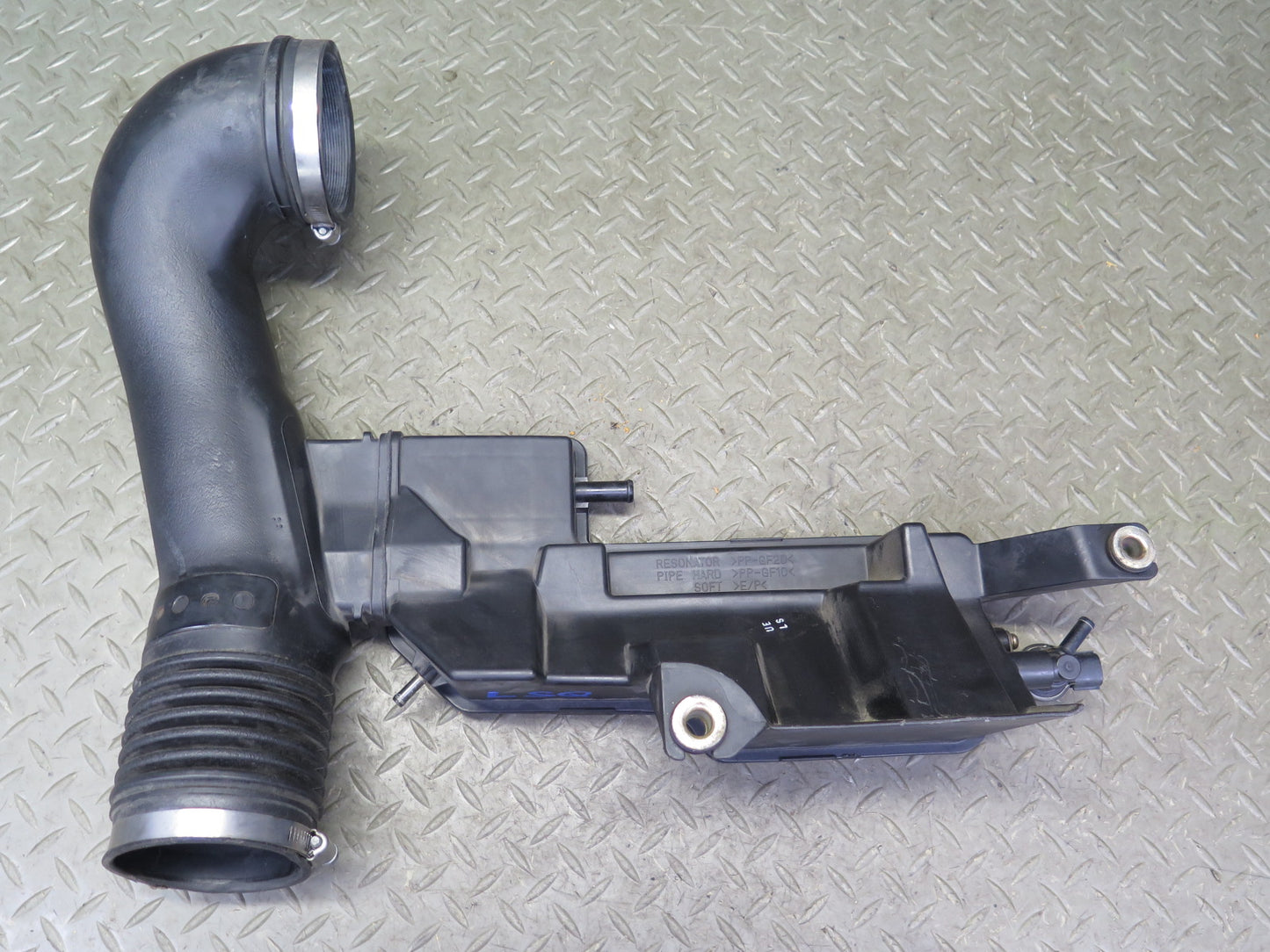 2000 Lexus UCF20L LS400 Air Intake Resonator Hose Tube w Vacuum Switch Valve OEM