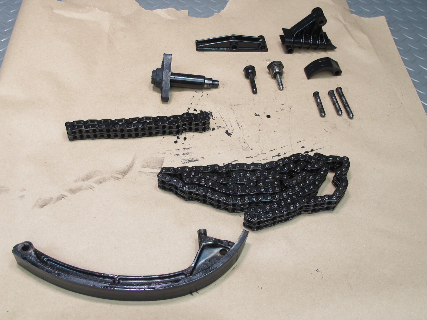 82-85 Mercedes W123 300D 3.0L 617.952 Diesel Engine Timing Chain KIT Set OEM