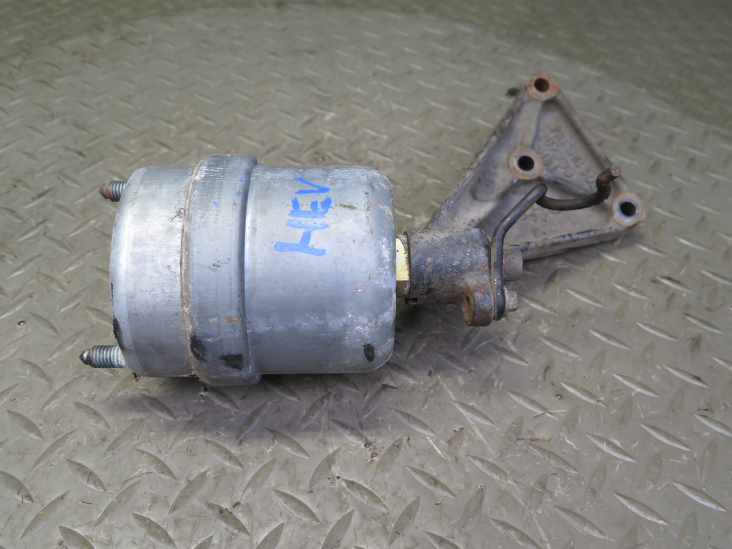 01-03 VW Eurovan T4 2.8L A/T Automatic Transmission Mount Bracket Set OEM