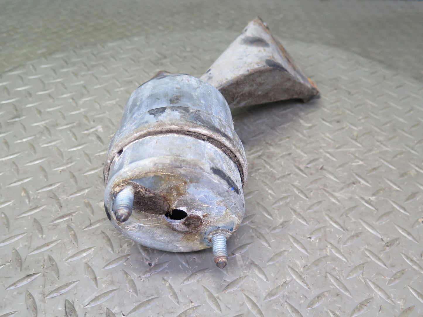 01-03 VW Eurovan T4 2.8L A/T Automatic Transmission Mount Bracket Set OEM