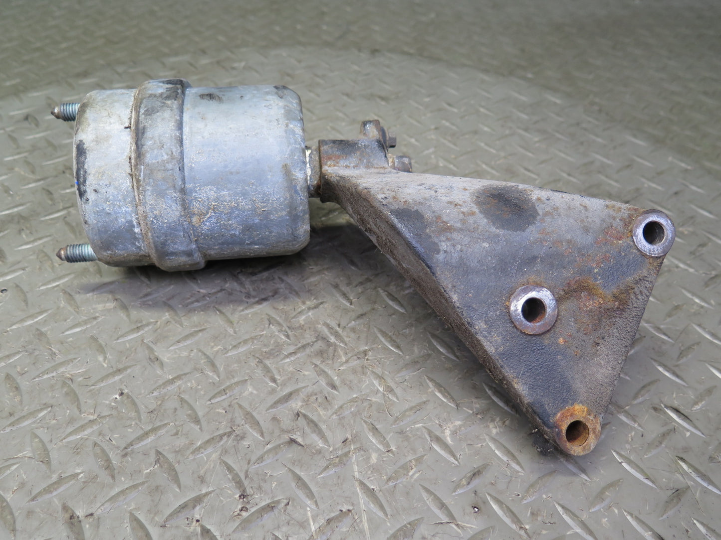 01-03 VW Eurovan T4 2.8L A/T Automatic Transmission Mount Bracket Set OEM