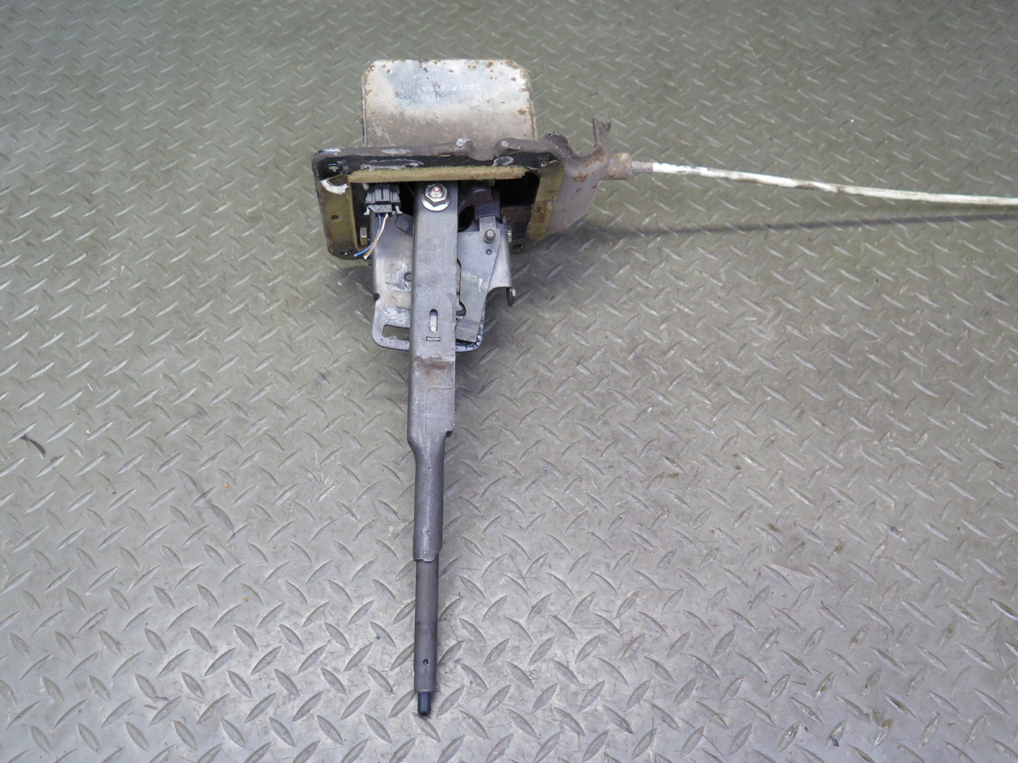 97-03 VW Eurovan T4 A/T Automatic Transmission Shifter w Cable OEM