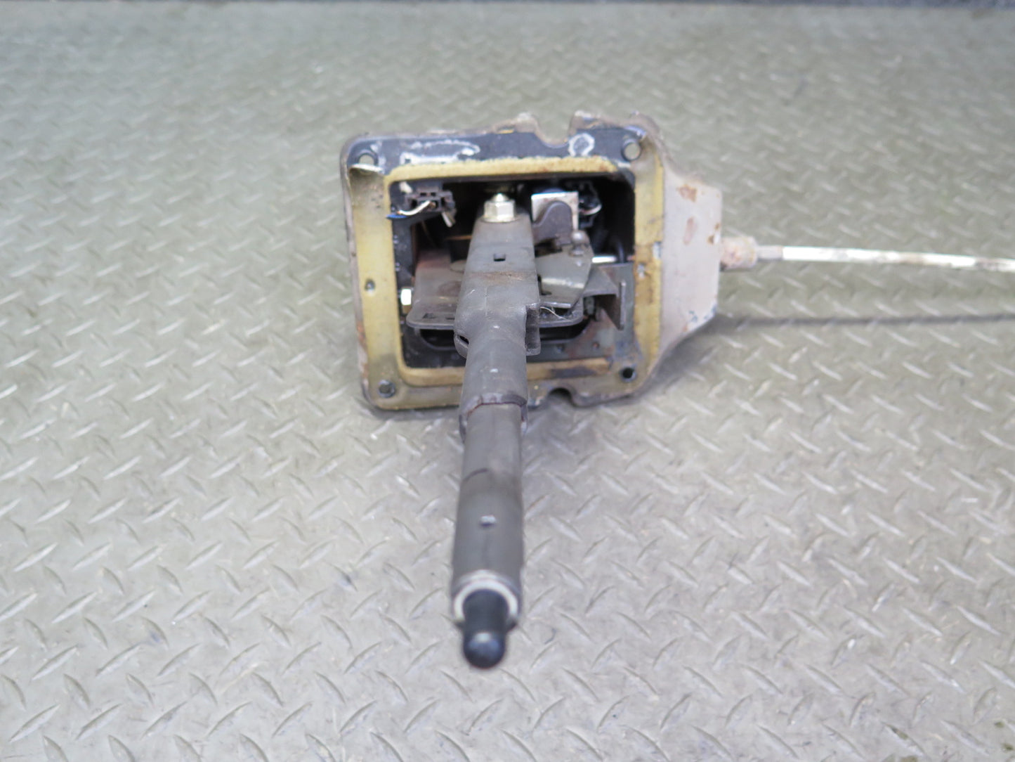 97-03 VW Eurovan T4 A/T Automatic Transmission Shifter w Cable OEM