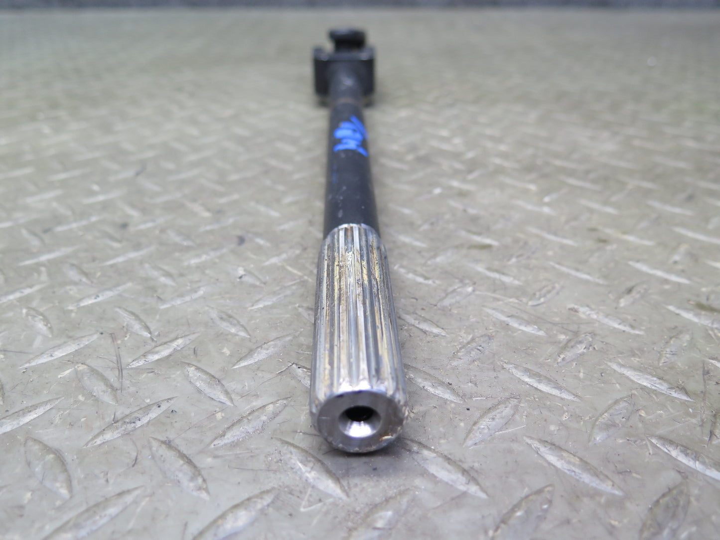 99-03 VW Eurovan T4 Steering Column Upper Linkage U Joint Shaft OEM