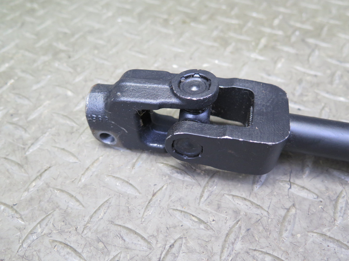 99-03 VW Eurovan T4 Steering Column Upper Linkage U Joint Shaft OEM