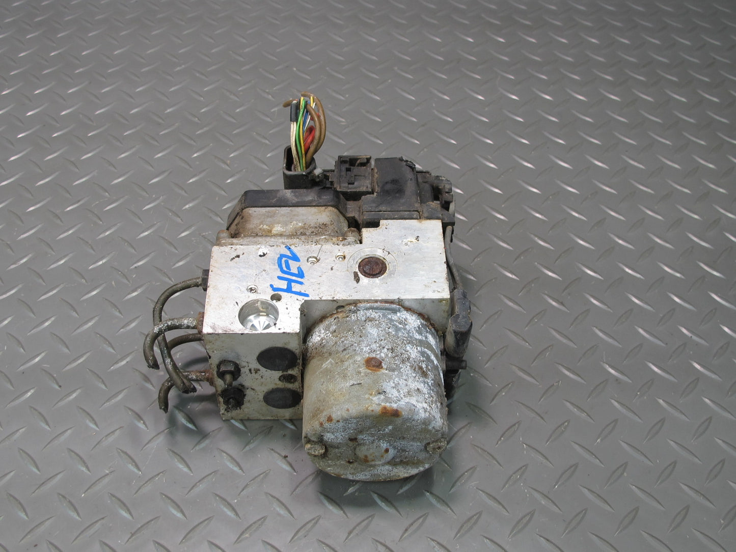 99-03 VW Eurovan T4 Anti Lock Brake ABS Pump Module Unit OEM