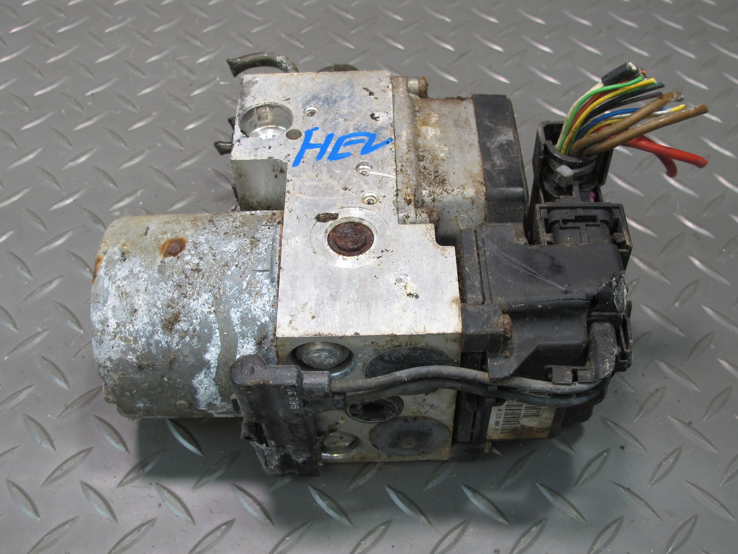 99-03 VW Eurovan T4 Anti Lock Brake ABS Pump Module Unit OEM