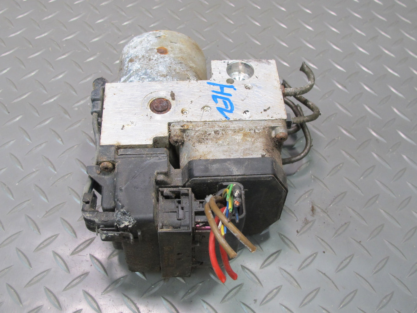 99-03 VW Eurovan T4 Anti Lock Brake ABS Pump Module Unit OEM