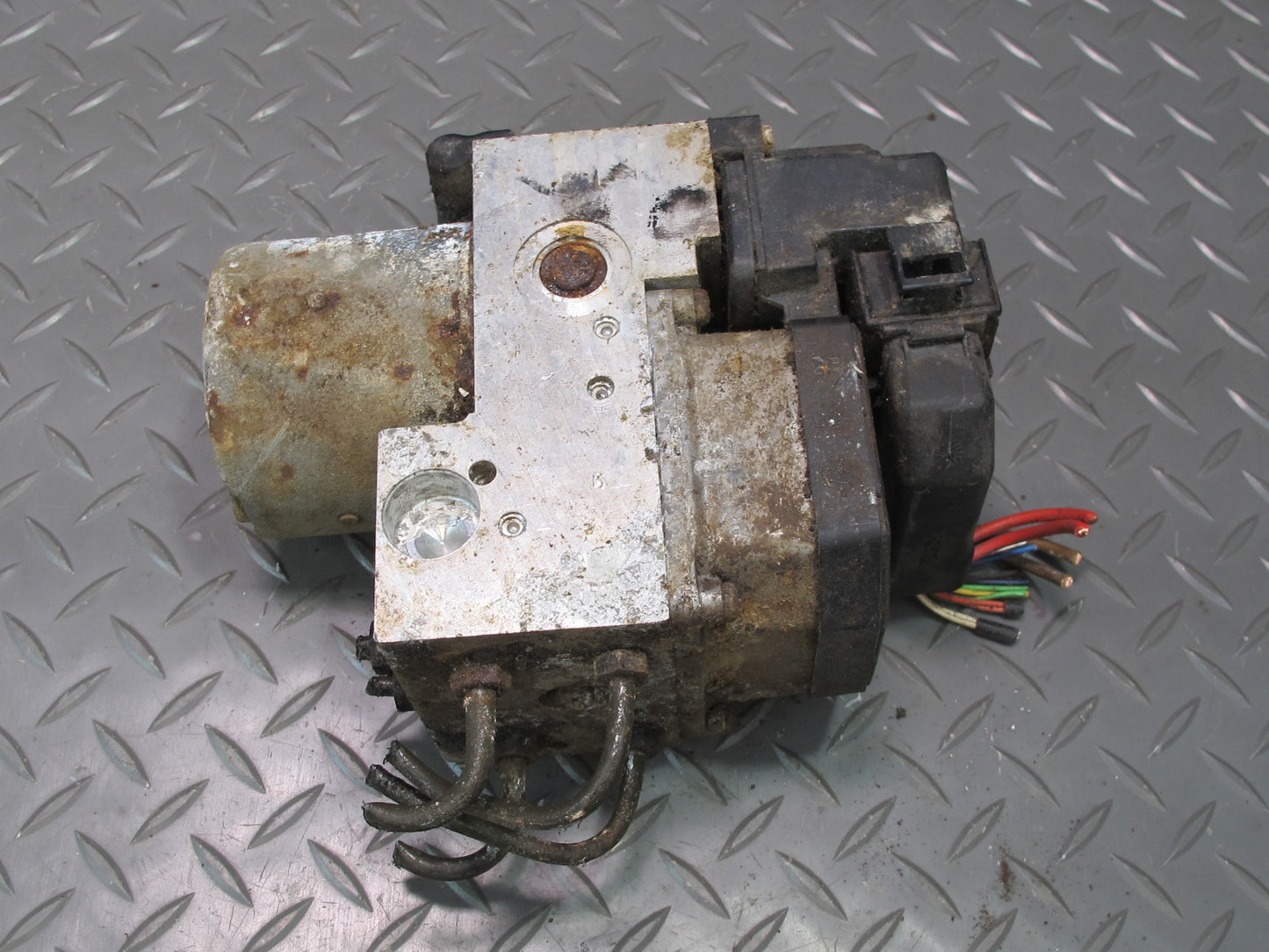 99-03 VW Eurovan T4 Anti Lock Brake ABS Pump Module Unit OEM