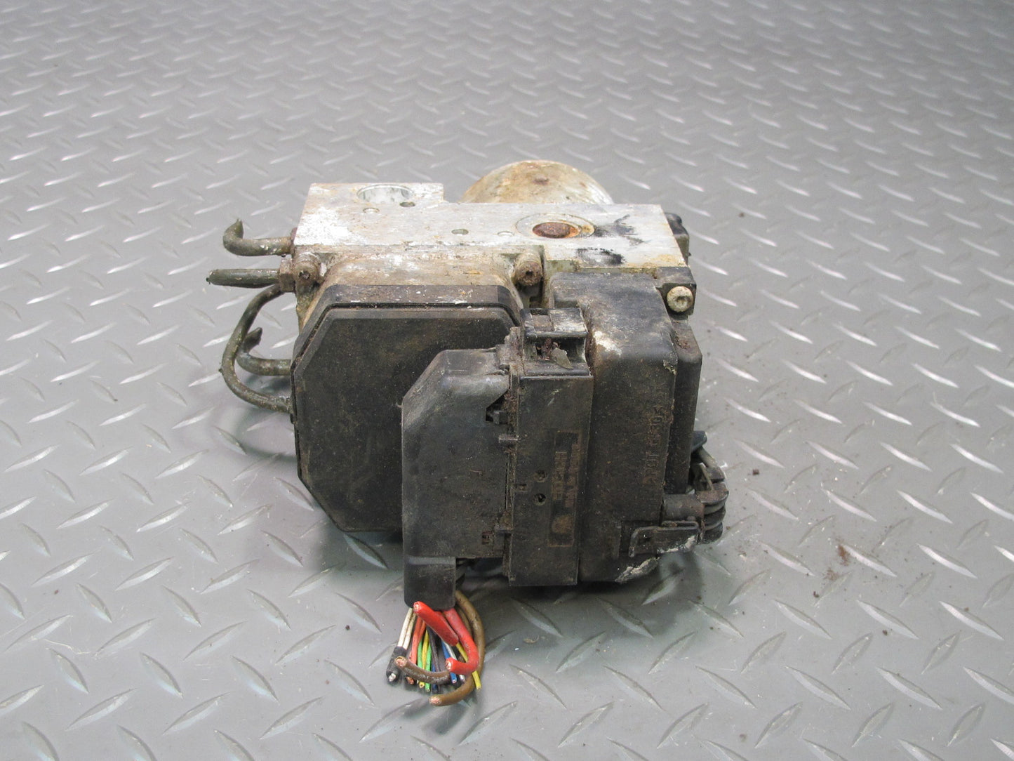 99-03 VW Eurovan T4 Anti Lock Brake ABS Pump Module Unit OEM