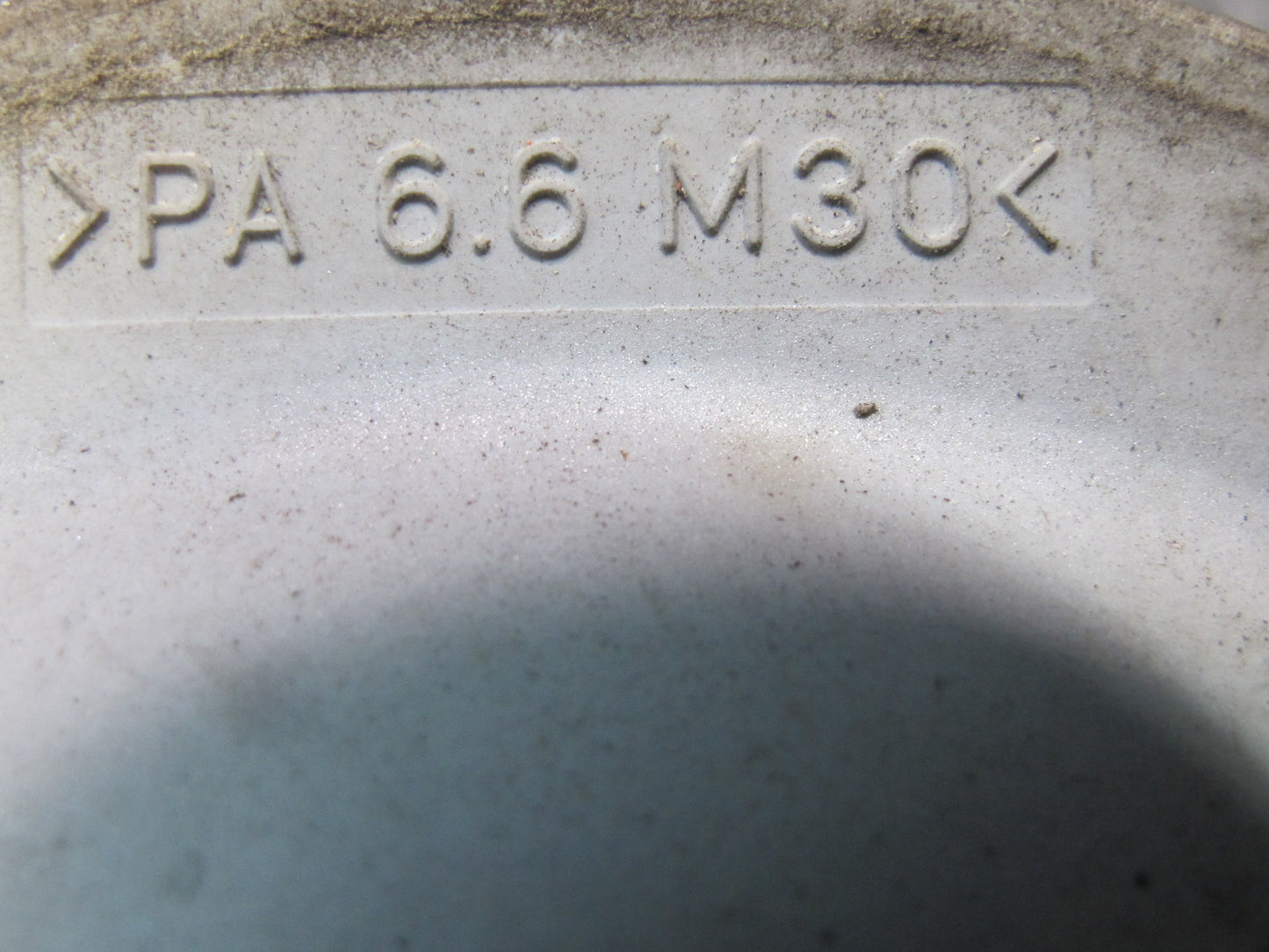 99-03 VW Eurovan T4 Set of 4 Front & Rear Wheel Hub Center Cap Cover OEM