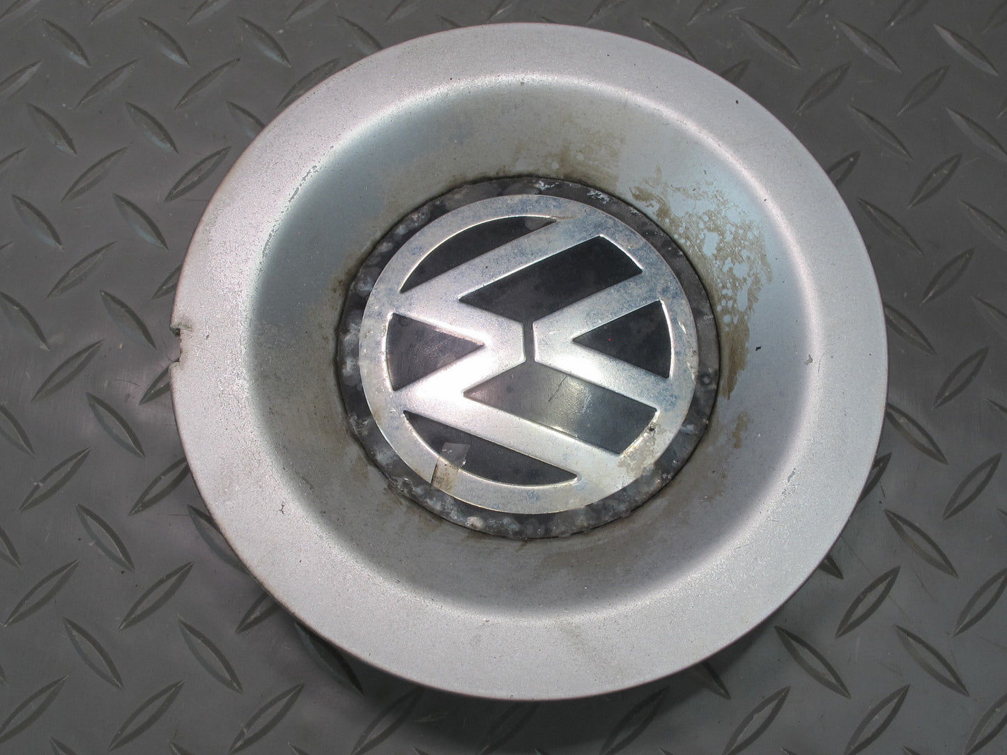 99-03 VW Eurovan T4 Set of 4 Front & Rear Wheel Hub Center Cap Cover OEM