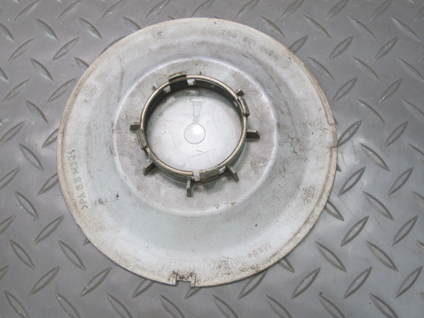 99-03 VW Eurovan T4 Set of 4 Front & Rear Wheel Hub Center Cap Cover OEM