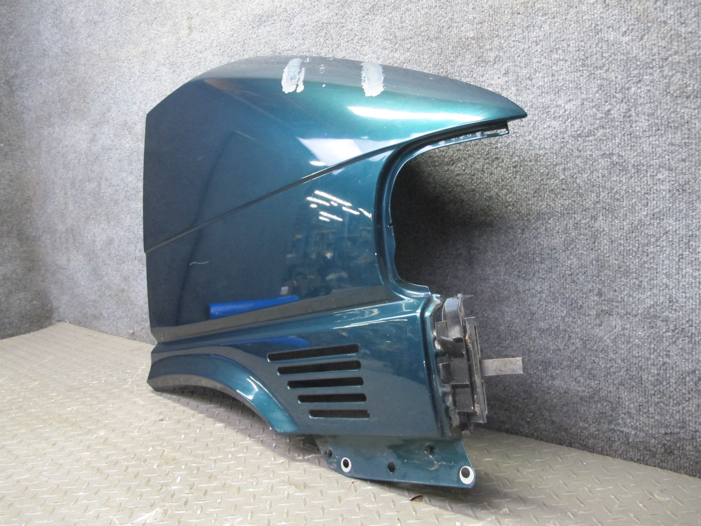 99-03 VW Eurovan T4 Front Right Fender Shell Panel Green Pearl OEM