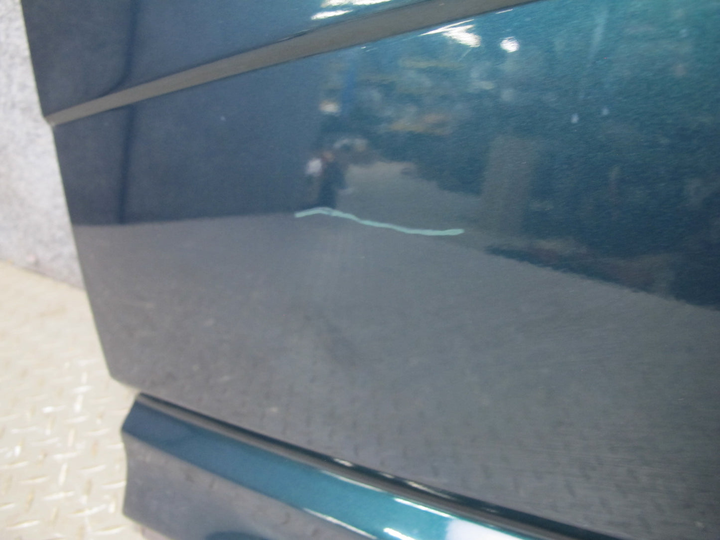 99-03 VW Eurovan T4 Front Right Fender Shell Panel Green Pearl OEM