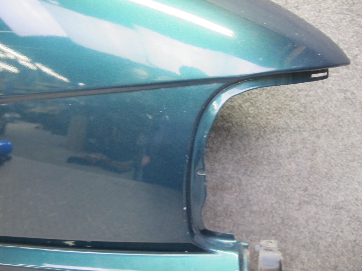 99-03 VW Eurovan T4 Front Right Fender Shell Panel Green Pearl OEM