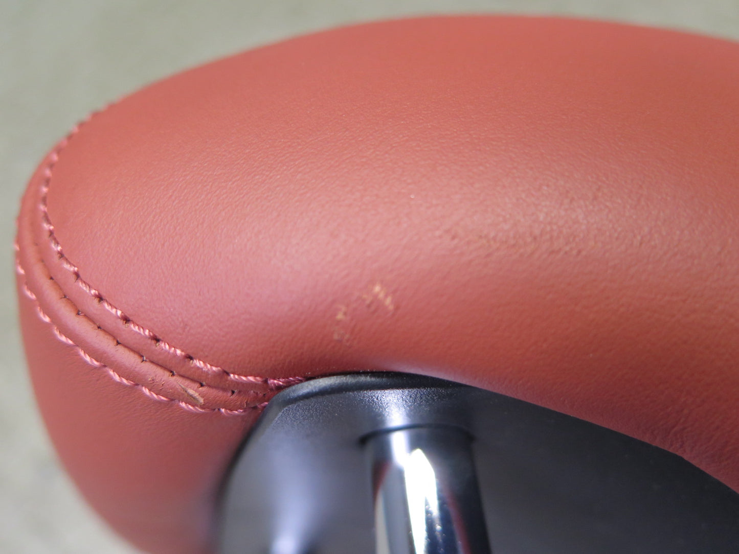 08-13 BMW E92 M3 Coupe Set of 2 Rear Left & Right Seat Leather Headrest OEM