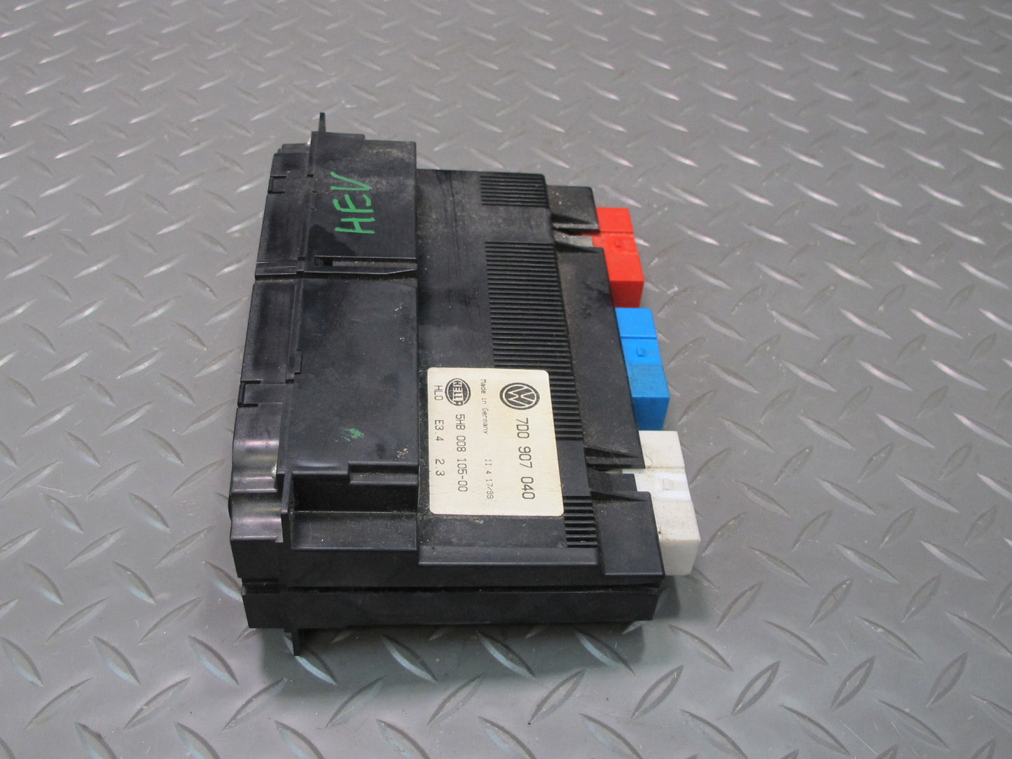 99-03 VW Eurovan T4 A/C Heater Climate Control Switch Panel 7D0907040 OEM