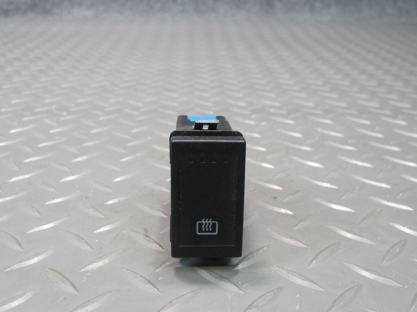 99-03 VW Eurovan T4 Rear Window Defrost Control Button Switch 7D0959621 OEM