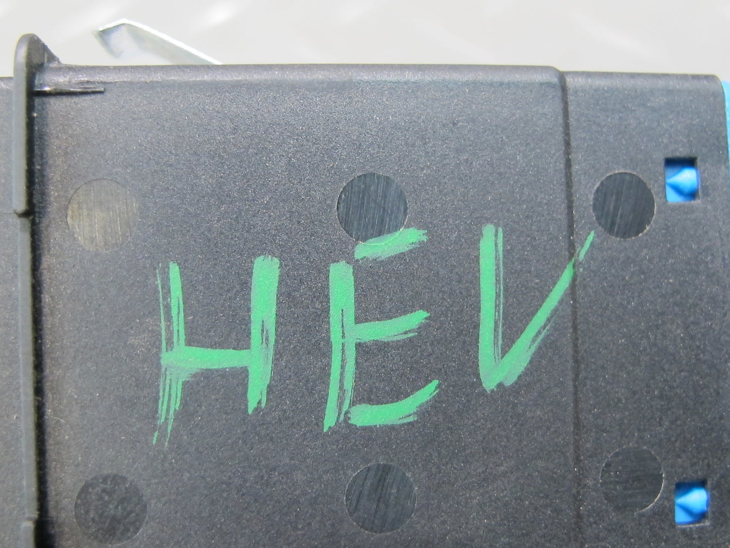 99-03 VW Eurovan T4 Rear Window Defrost Control Button Switch 7D0959621 OEM