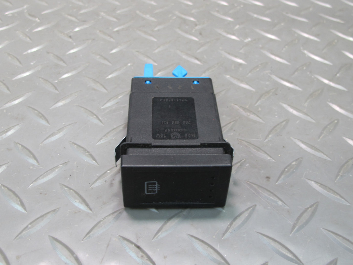 99-03 VW Eurovan T4 Rear Window Defrost Control Button Switch 7D0959621 OEM