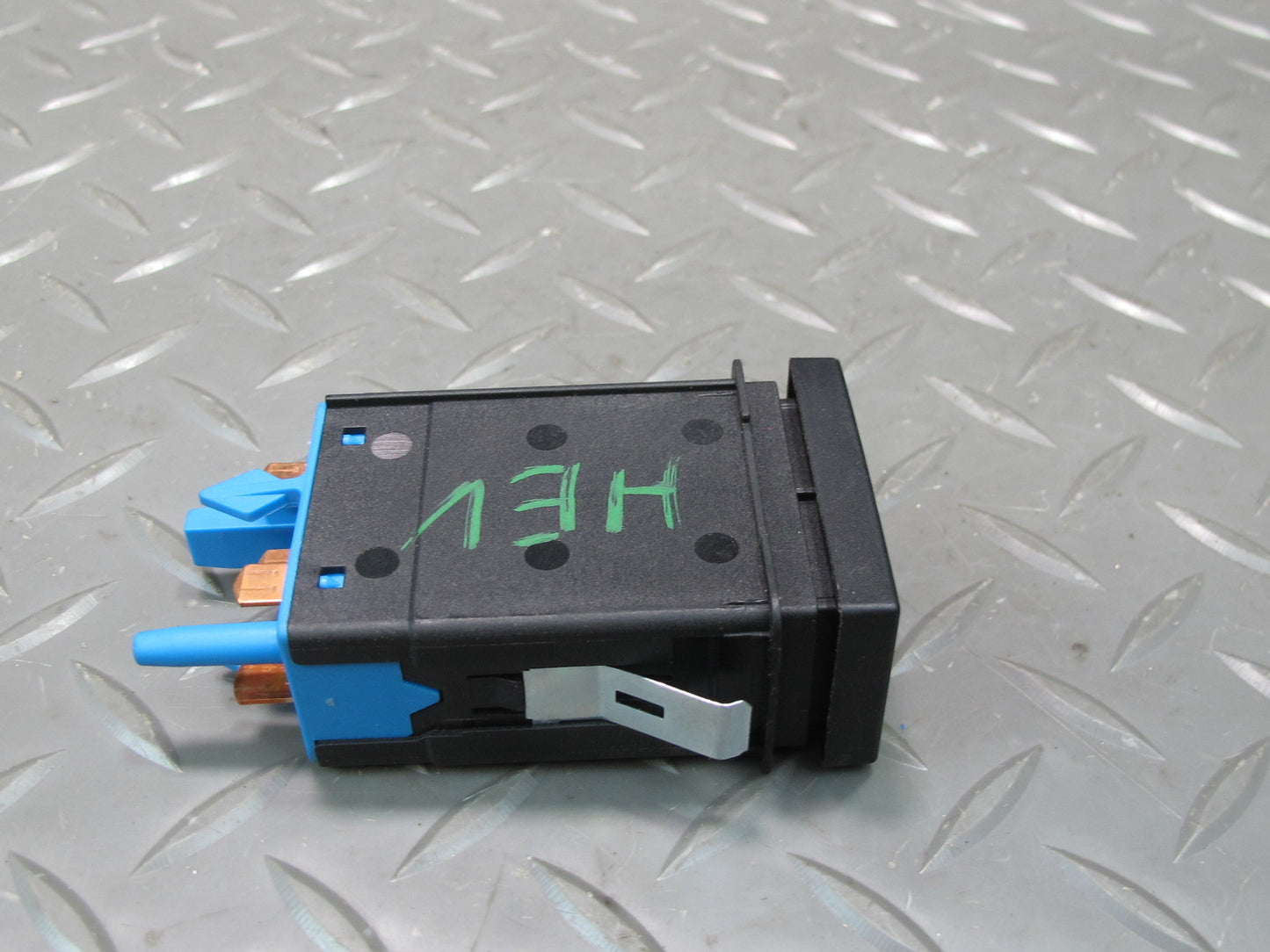 99-03 VW Eurovan T4 Rear Window Defrost Control Button Switch 7D0959621 OEM