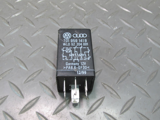 99-03 VW Eurovan T4 140 A/C Air Condition Relay Module 701959141B OEM
