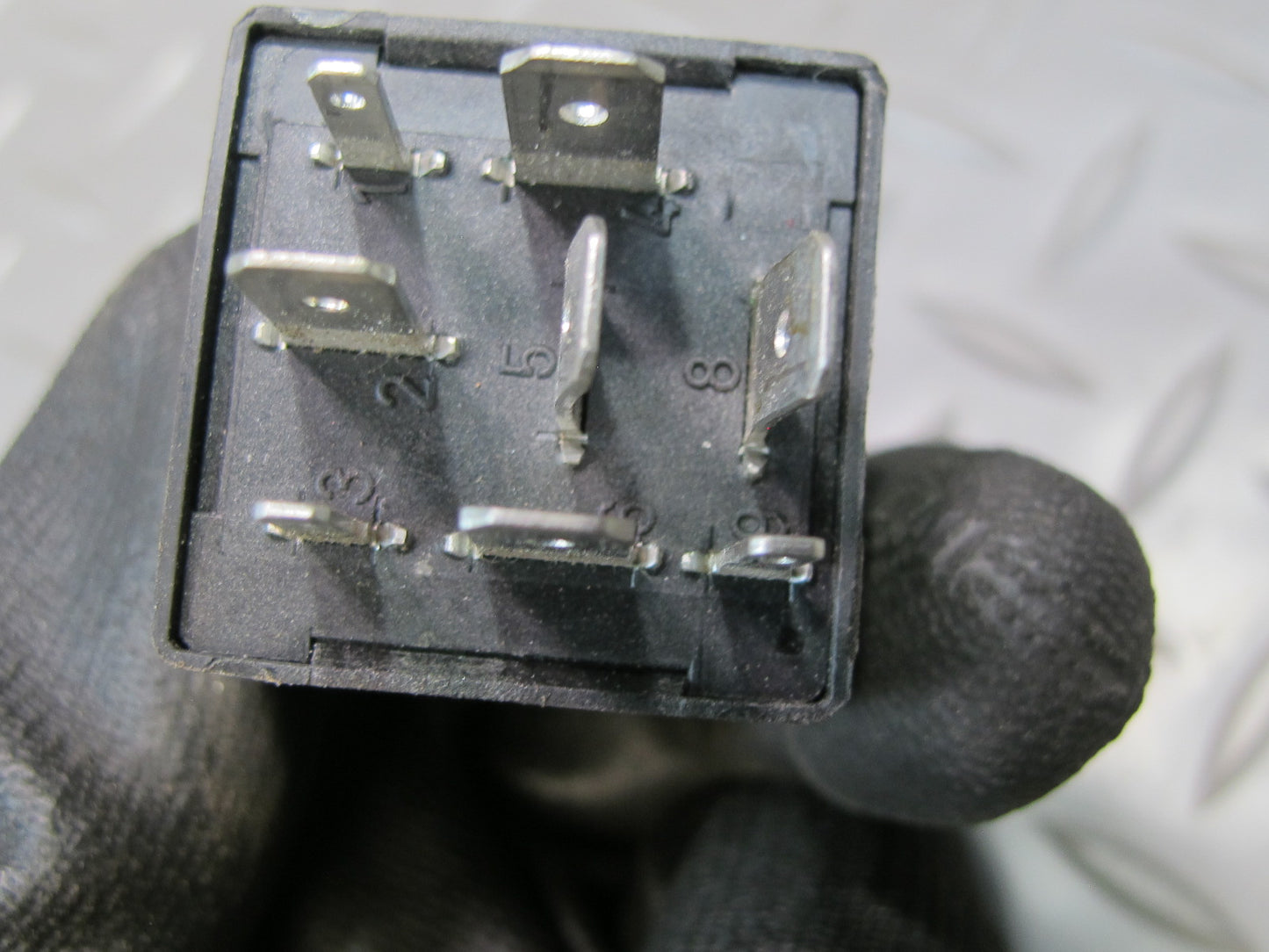 99-03 VW Eurovan T4 140 A/C Air Condition Relay Module 701959141B OEM