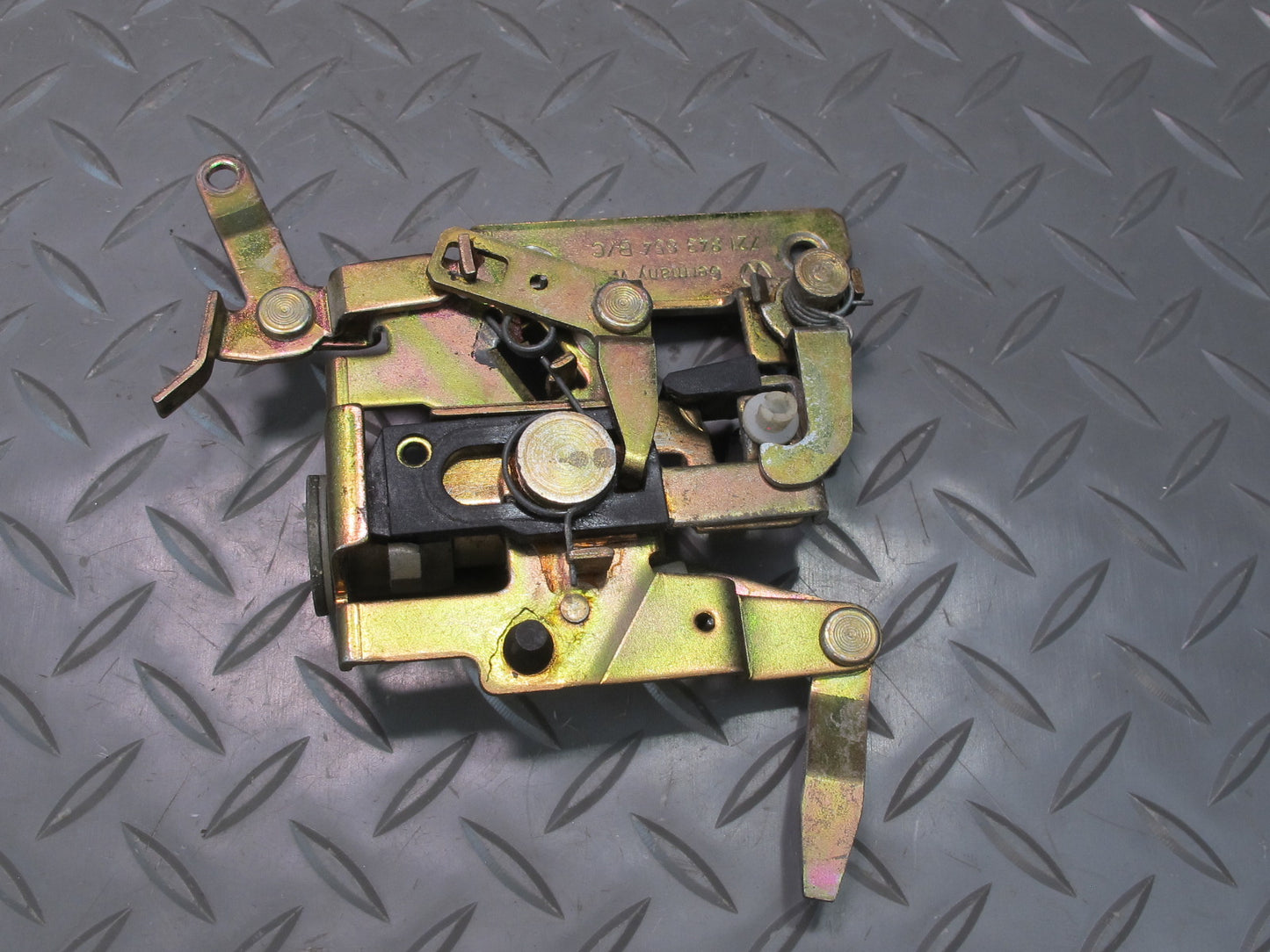 99-03 VW Eurovan T4 Right Sliding Door Lock Latch 721843654B OEM